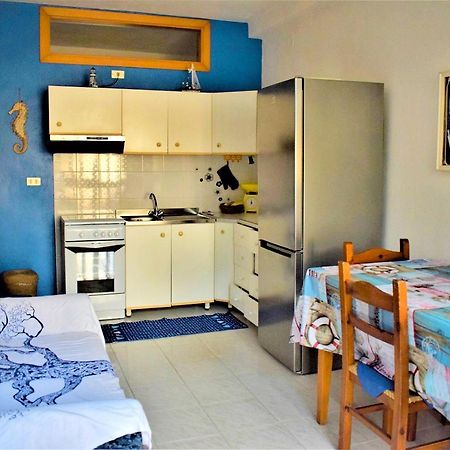 شقة أرباتاكْسْ  في Un Po Di Relax A Pochi Passi Dal Mare! المظهر الخارجي الصورة